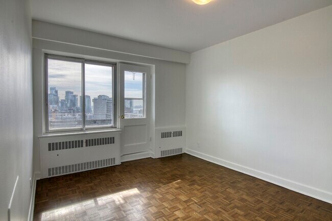 Photo - 3555 Chem. de la Côte-des-Neiges Unit 1706