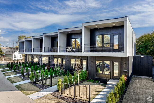 Building Photo - Hollander Row Homes