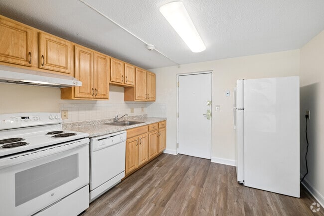 3BR, 2BA - 1,100SF - Kitchen