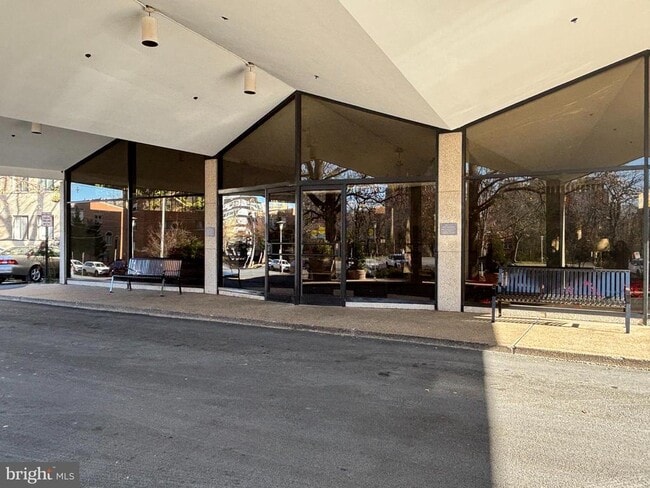 Building Photo - 1200 N Nash St Unit 830