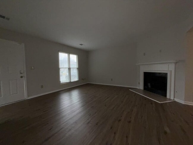 Photo - 1509 Kilmuir Way