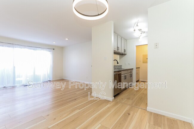 Photo - 1005 Woodhollow Dr