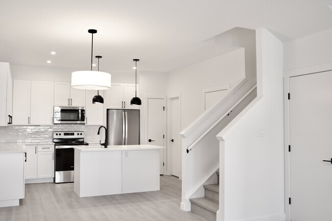 Photo - 9938 162 St NW Unit 7