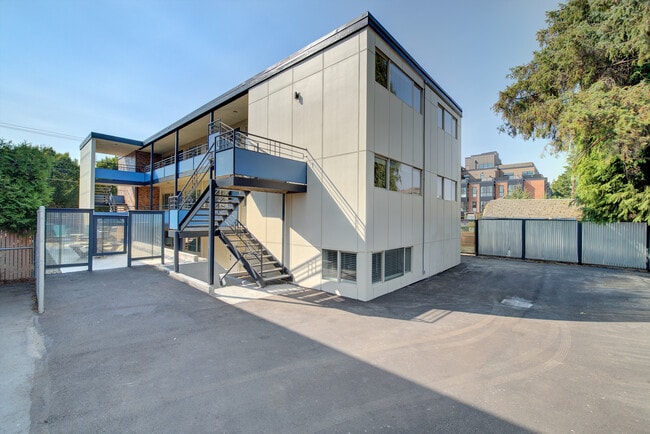 Photo - 6714 Greenwood Ave N Unidad 2