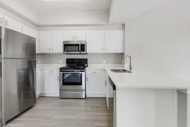 1721 Marion