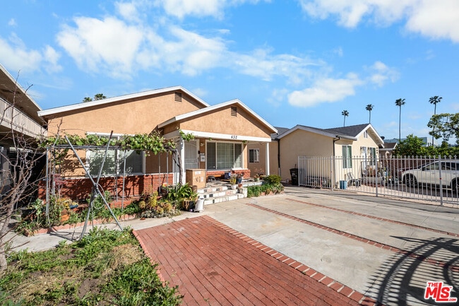 Photo - 432 N Harvard Blvd