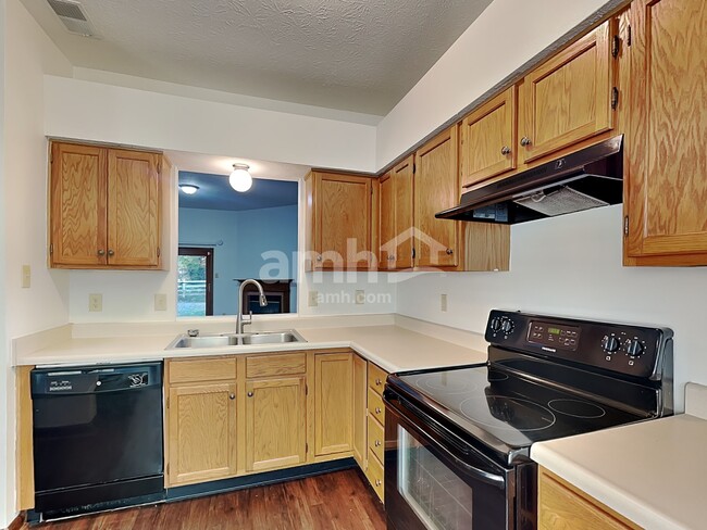 Photo - 9940 Wellcroft Ln