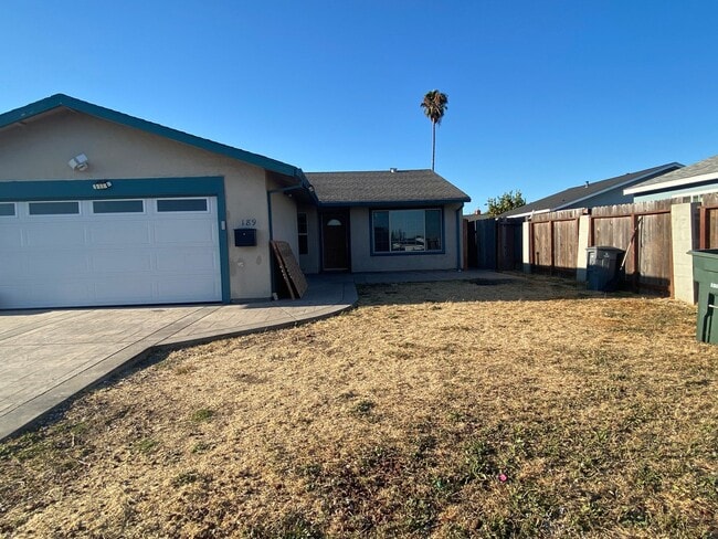 Photo - 189 Larsen Cir