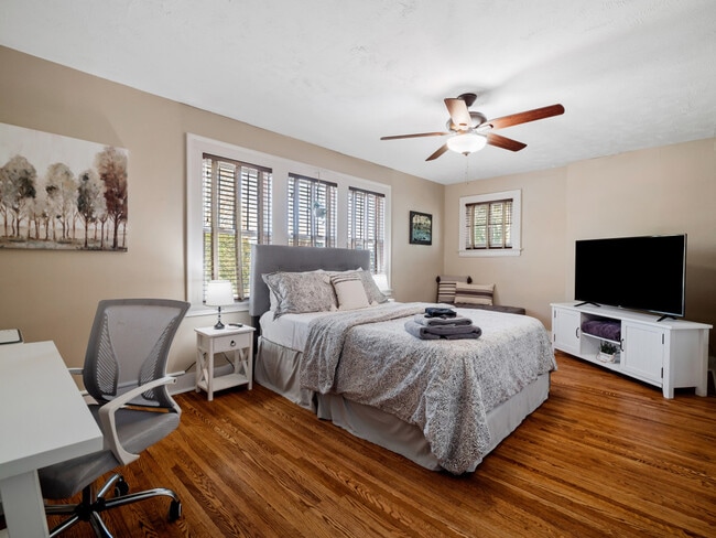 Photo - 3254 West Blvd Unidad ID1061042P