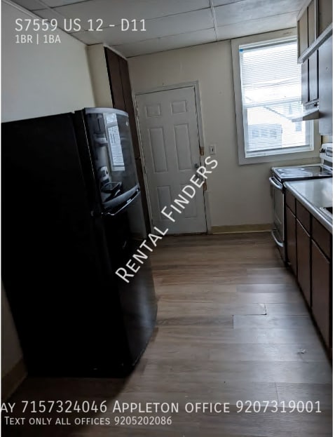 Building Photo - S7559 US-12 Unit D11