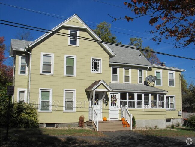 Building Photo - 84 High St Rental