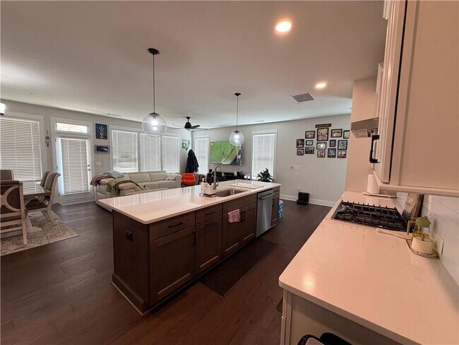 Photo - 1250 Wintergreen Wy