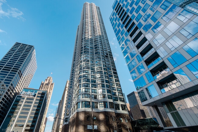 Building Photo - 405 N Wabash Ave