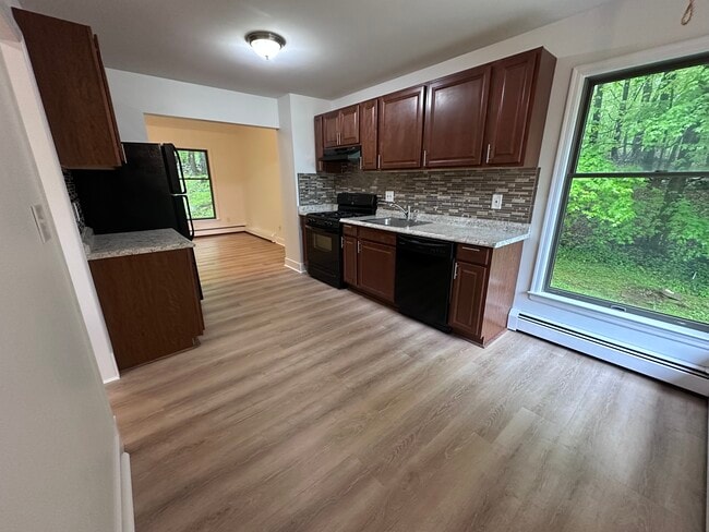 Kitchen p1 - 84 Oak Hill Rd Apartment Unit 1