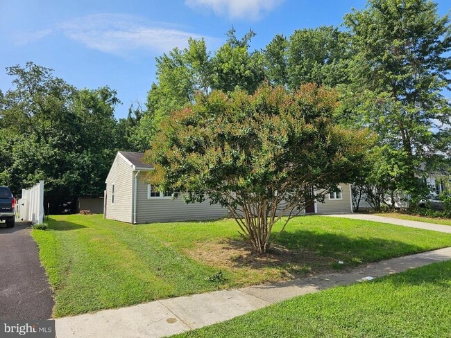 Building Photo - 58 Edgewood Rd Rental