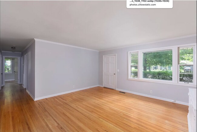 Photo - 260 Binkley Dr