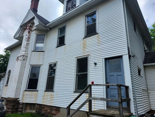 Photo - 307 W State St Unit 307 West State Street - 2nd Room/1st Floor