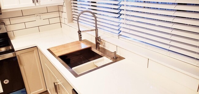 Photo - 17995 SW 106th Ave Unit 17995 #2