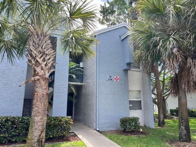Building Photo - 465 SW 113th Way Unit 465