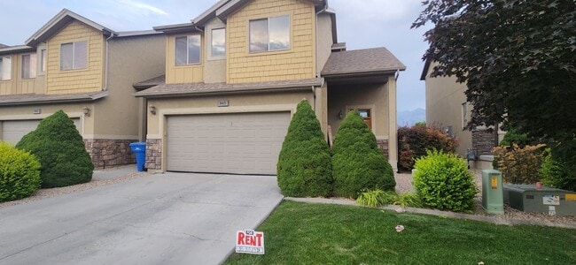Building Photo - 865 S Pheasant Run Dr