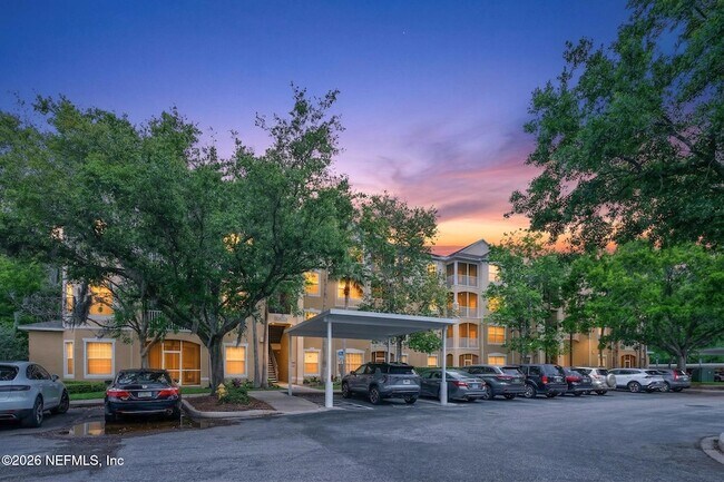 7801 Point Meadows Dr Unit 1205