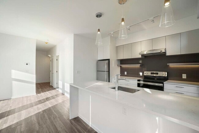 Photo - 839 Beacon St Unit 206