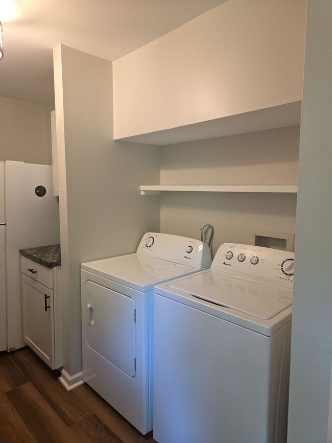 Photo - 2BD/1.5 BA Townhome - Available July 31st Recently Renovated