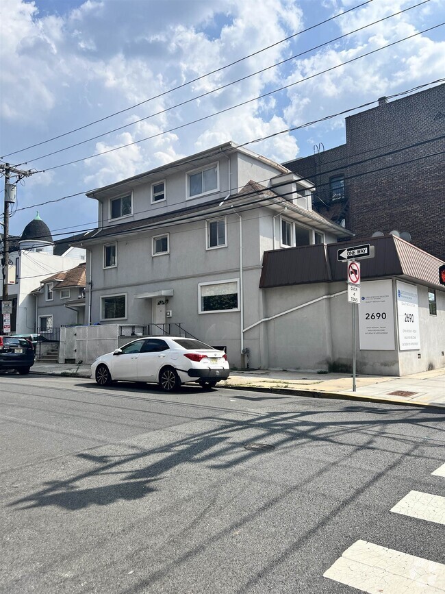 Building Photo - 65 Highland Ave Unit 2 Rental