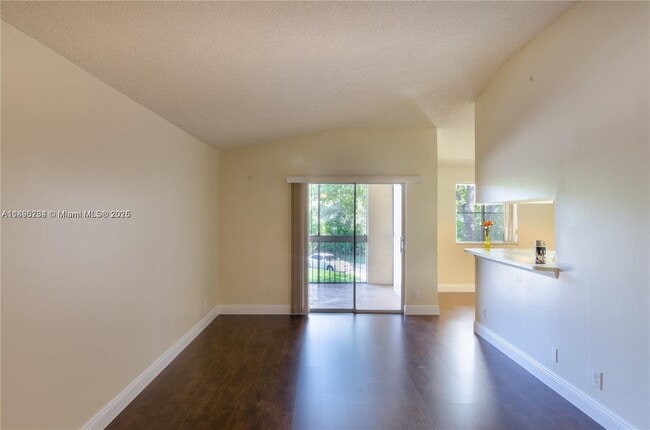 Photo - 9855 Westview Dr Unit 728