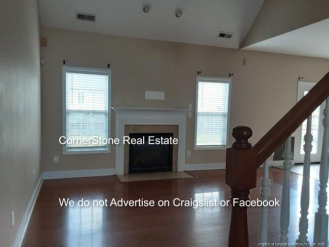 190 Trenton Pl