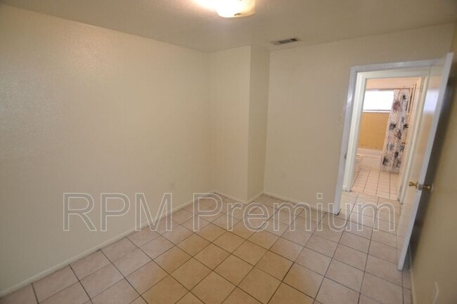 Photo - 12369 Palmyra Dr