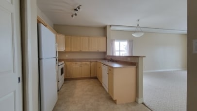 Photo - 9914-9101 101 Ave Unit 416