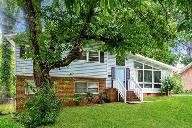 Photo - 4809 Thornwood Rd