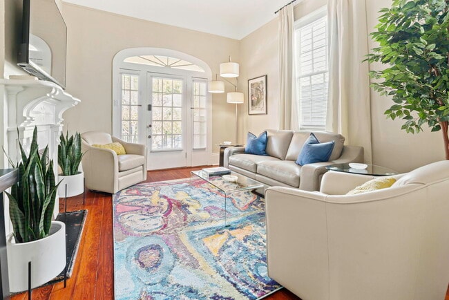 Photo - 538 Verret St
