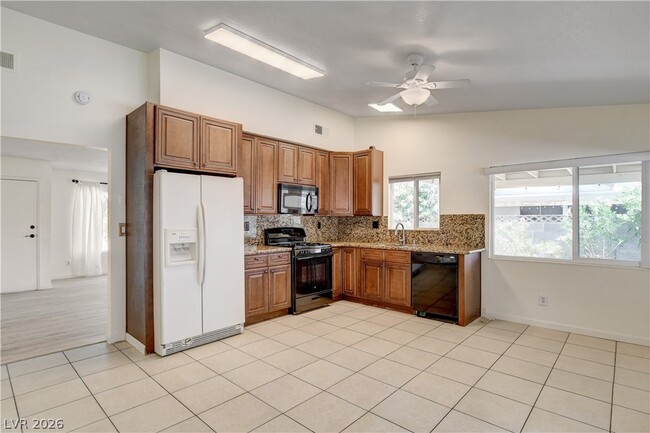 Photo - 2085 Wagonwheel Ave
