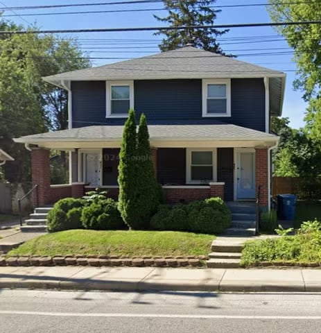 Building Photo - 811 E 52nd St Rental