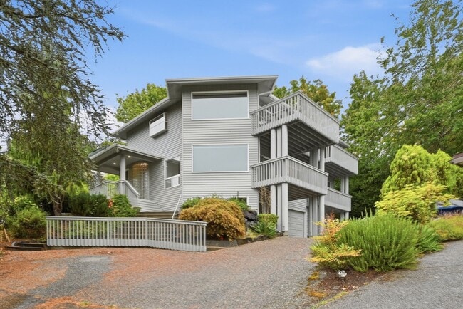 Building Photo - 19749 53rd Ave NE
