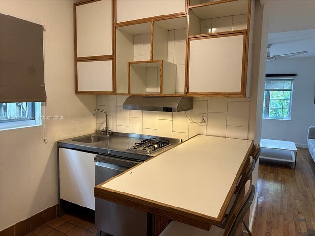 Photo - 920 Euclid Ave