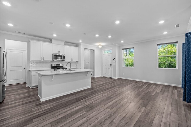Photo - 141 Gremar Dr.
