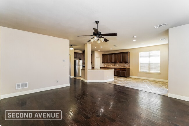 Photo - 401 Bamborough Dr