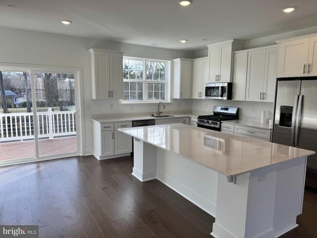 Photo - 117 FRED CLARK Dr