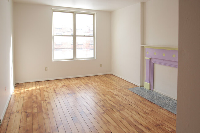 Building Photo - 507 Pitt St Unit 2 Rental