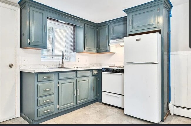 Photo - 150 Langdon St