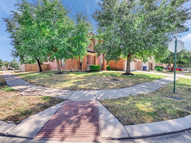 Photo - 29650 Legends Green Dr