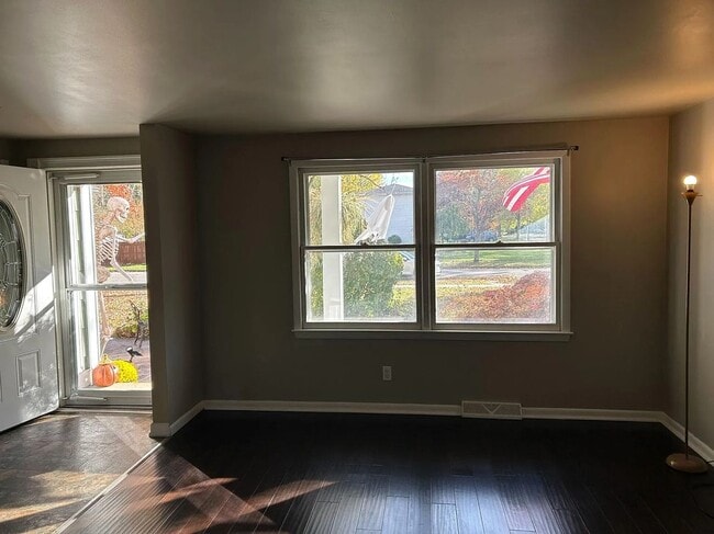 100 Brittany Dr Unit Left
