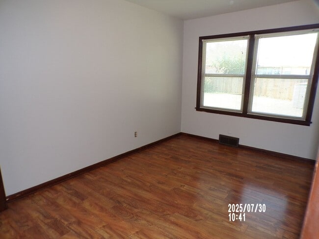 Photo - 3804 NW Bell Ave