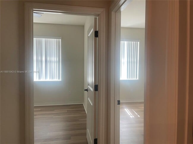 Photo - 5060 Eucalyptus Dr