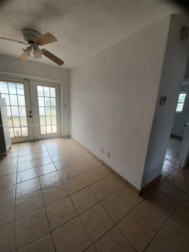 Photo - 1701 SW 70th Ave