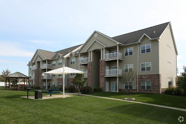 Photo - Villas At Crystal Lake