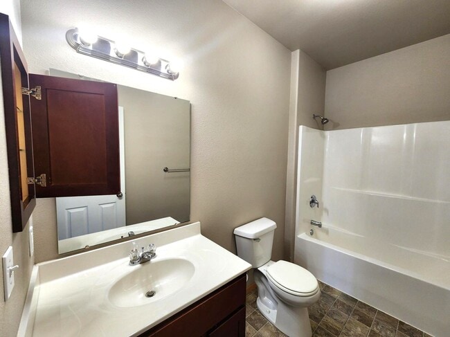 Photo - 2250 W Lake Rd Unidad 303